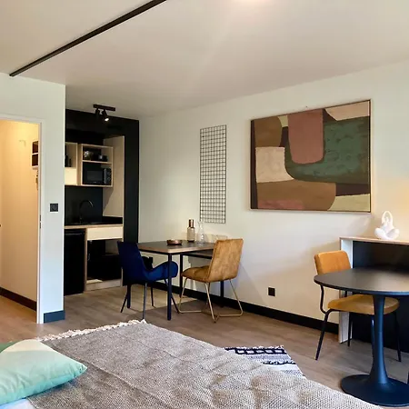 Cowool Apartahotel